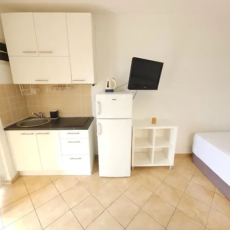 Talija Krimovica Apartment *